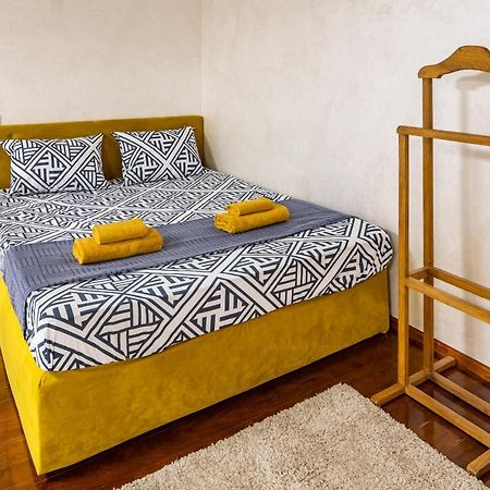 Apartment On Kovzhuna Street 리비프 외부 사진